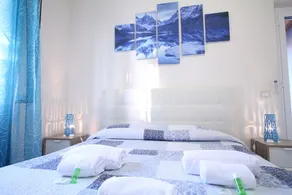 Romanina Apartment - Image 4