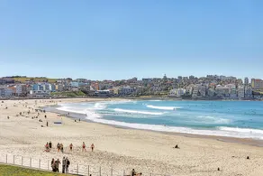 Private 4 Bedroom Beach House in Bondi - Image 4