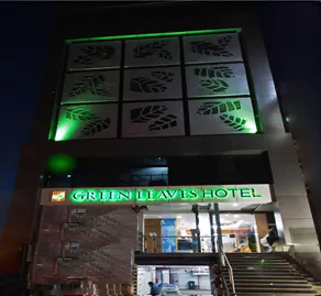 Green Leaves Hotel - Image 3