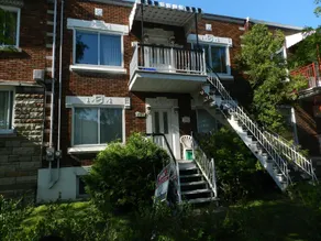 Apartment near Metro Monk Station - Image 3