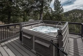 Breakaway Cabin - Image 1