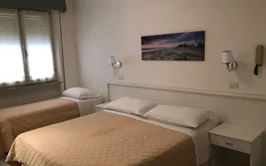 Hotel La Fenice - Image 3