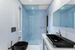 Athens Beachfront Luxury Villa - Image 3