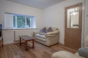 Holloway - 2 Bedroom Cottage - Stepaside - Image 5