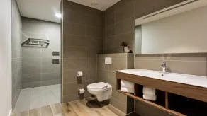 The Beach House - Image 2