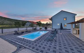 Awesome Home in Drnis With Outdoor Swimming Pool, Wifi and 6 Bedrooms - Image 5