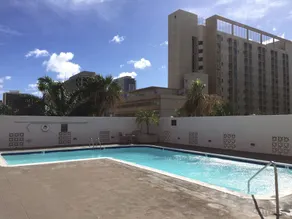 Royal Kuhio Penthouse With Ocean View on 35th Floor - Image 2