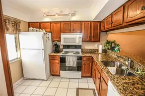 21400 Bay Village Dr #204 - Image 4