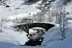 Apartment With one Bedroom in Gedre, With Wonderful Mountain View and Wifi - 7 km From the Slopes - Image 4