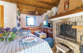 Beautiful Home in Drvenik Veliki With Wifi and 2 Bedrooms - Image 3