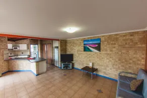 Yot Spot Holiday Apartments - Image 2
