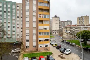 Large Contemporary Apartment with Three-Bedroom - Image 3