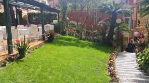 Hotel Eden - Image 2