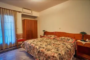Christinantzela Apartments - Image 4