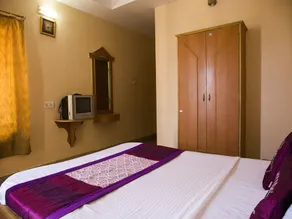 OYO 5016 near Chakratirtha Road - Image 2