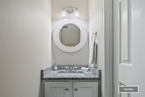 Top Rated Townhome - Largest Corner Unit With Patio, Deck, Basement, and new Luxury Mattresses! Self Checkin. Super Host Support! - Image 2