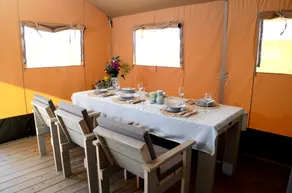 Grande Glamping with Pool - Image 5