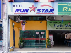 Oyo 805 Hotel Run Star - Image 4