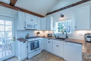 Blue Water Cottage - Image 5