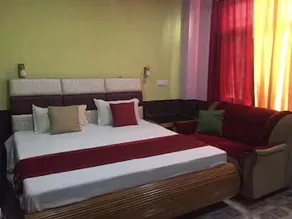 C Shimla Mountain View Hotel,Shimla - Image 5