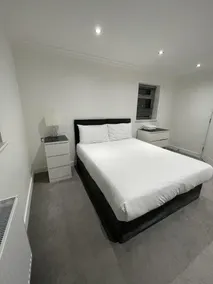 London West Ham Apartments - Image 4