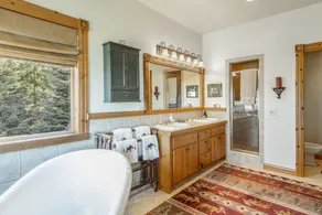 New Listing! Custom Miracle Mountain Lodge W/ Ac 5 Bedroom Home - Image 2