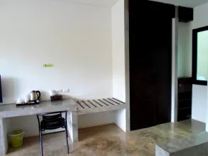 Naraya Riverside Resort - Image 4