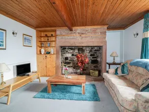 Pointer Dog House - Image 5