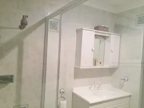 Peppermint House - Image 2