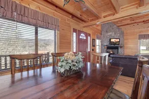 Marlene's Hideaway, 3 Bedrooms, Pool, Hot Tub, Fireplace, WiFi, Sleeps 6 - Image 3