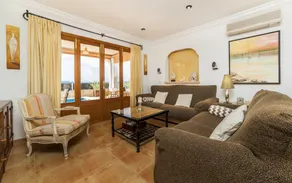 Villa With Pool and sea Views - Image 2