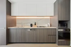 HomeHotel-Luxurious High Rise Apt - Image 5