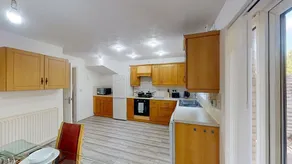 Foster House - Image 4