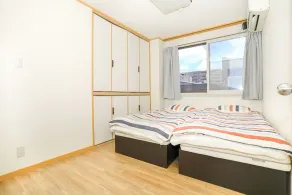 Nipponbashi Super House - Image 4