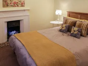 Meadow House Apartment - Image 4