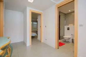 Novo Campus Apartment Granada Canovas - Image 3