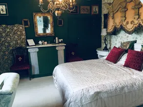 Avebury Lodge - Image 2