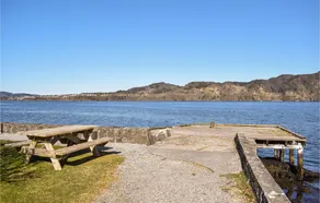 Beautiful Home in Valestrandsfossen With Wifi and 3 Bedrooms - Image 4