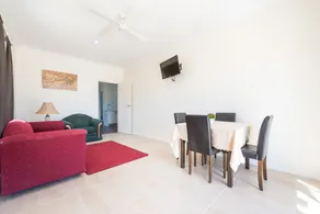 The Oasis - 6 Turnberry Drive - Image 2