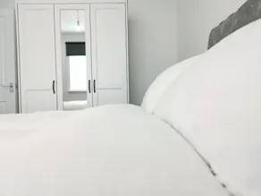 Hayes Apartment - Image 2