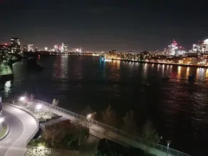 2 Bedroom Apartment on the River Thames - Image 3