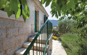 Nice Home in Ostrvica With Wifi and 5 Bedrooms - Image 4