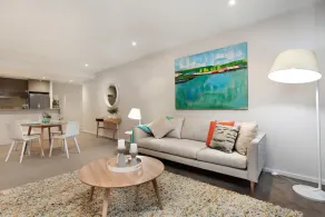 StayCentral - Nott Street Port Melbourne - Image 2