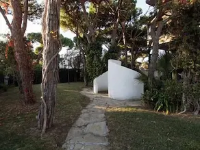 Amity Be my Guest Castelldefels - Image 3