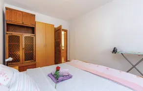 Beautiful Home in Ledenice With Wifi and 4 Bedrooms - Image 4