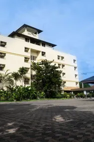 Palm Ville Pass Up Mansion - Image 3