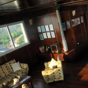 Mamas Coral Beach Hotel - Image 2
