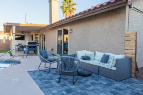 1158 Gilbert - Image 4