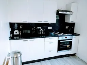 Walter House - Image 4