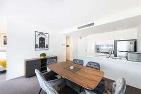 Accommodate Canberra Lakefront - Image 4